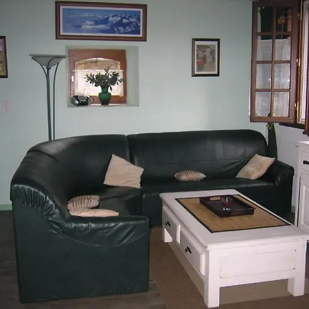 Holiday home Grand A La Montagne 64, Vallee D'aspe ,loue Du Samedi Au Samedi *